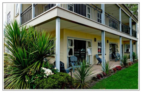 Отель Lantern Court Motel  Реефтон